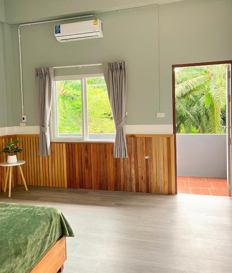 Private Room With Share Bathroom At Little Wild House Khaosok Khao Sok National Park Exterior photo